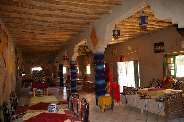 モロッコ　個人旅行　現地ツアー　ホテル